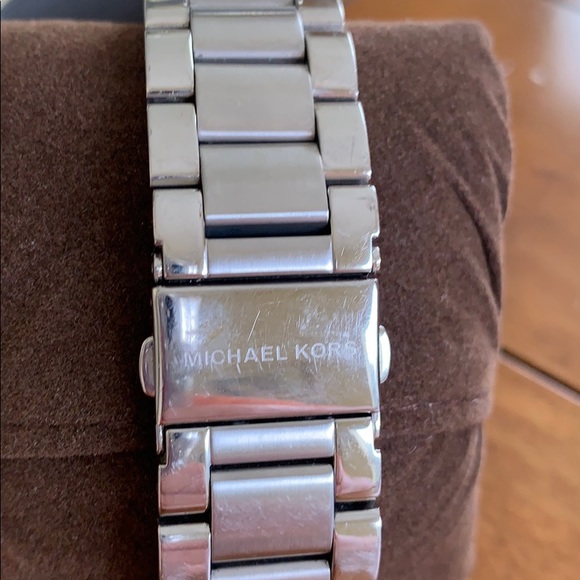 Michael Kors Watch MK5459 - Picture 3 of 5